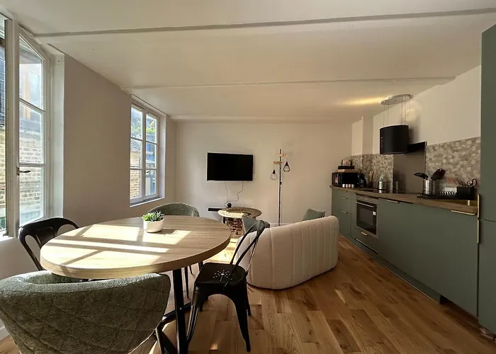 Les Mascareignes Apartment *